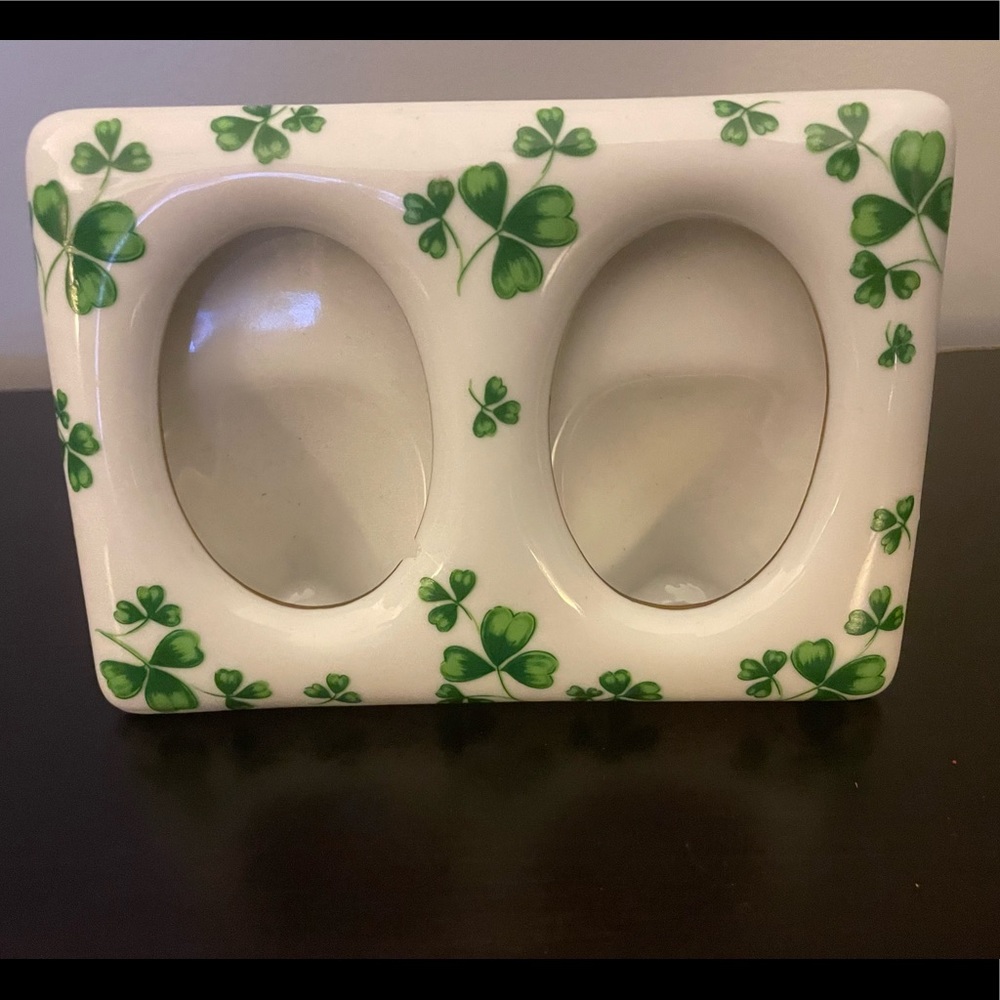 Vintage Lefton Shamrock Picture Frame